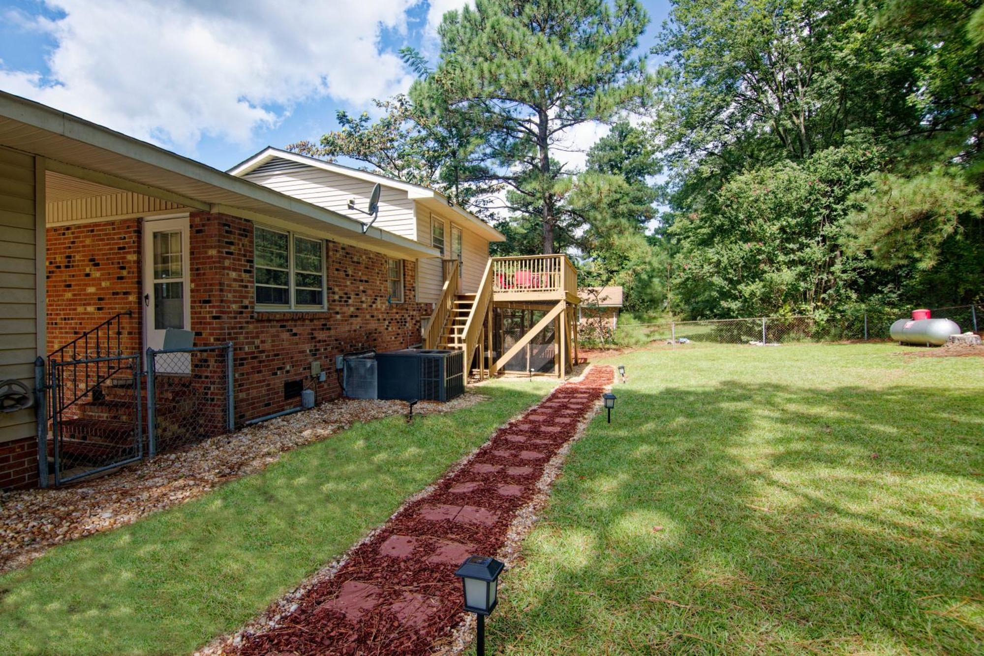 Pine Forest Zen Cottage - 10 Min To Fort Bragg Fayetteville Exterior foto